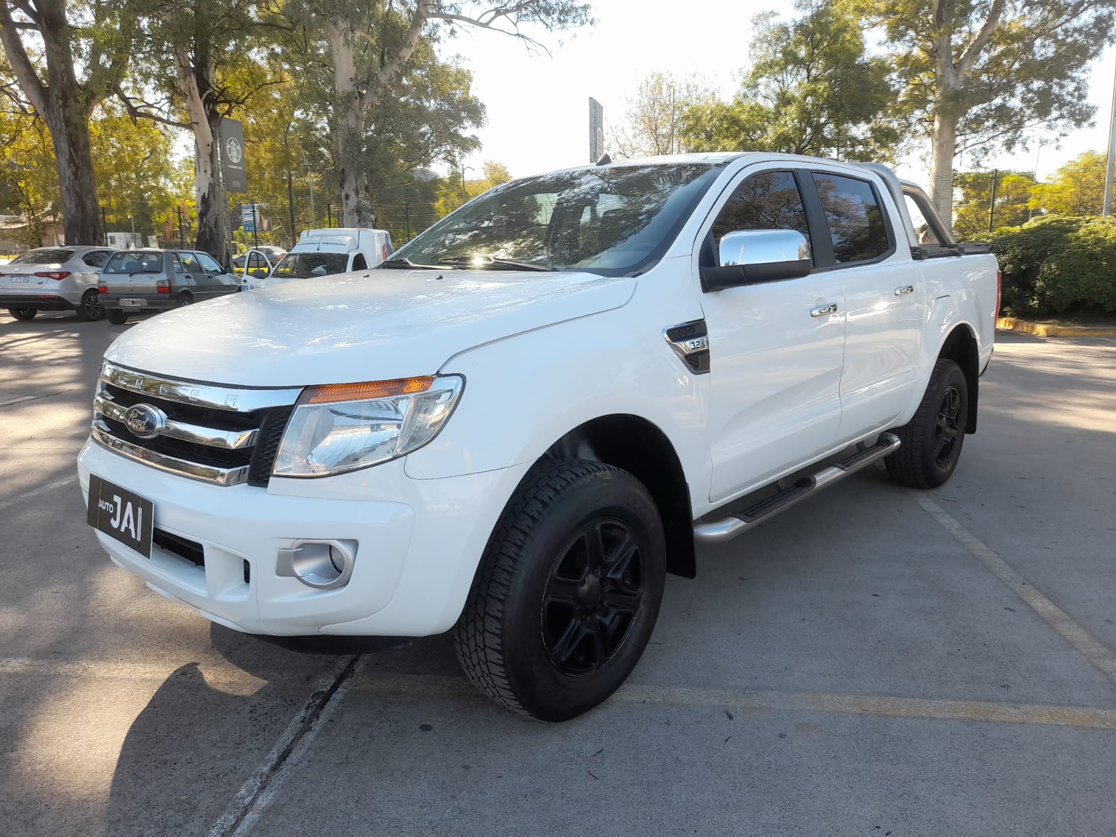 FORD RANGER DC XLT  3.2L 4X2 MT6