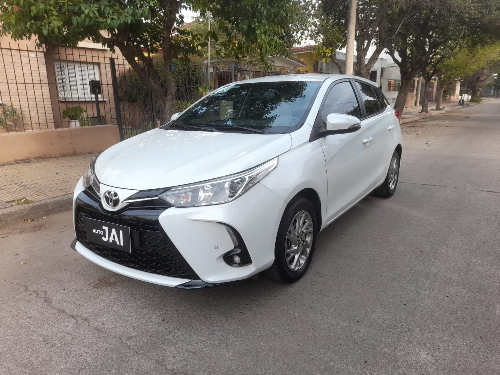 TOYOTA YARIS XLS 1.5L CVT
